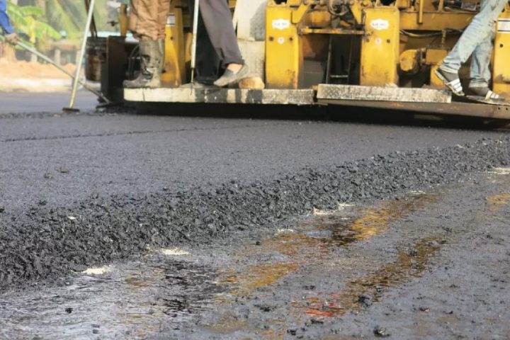 Dịch vụ bê tông nhựa nóng – Hưng phát: chất lượng tạo uy tín, tiến độ là danh dự